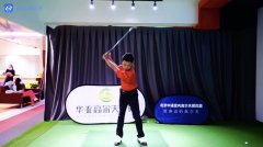 高爾夫揮桿教學(xué)：旋轉(zhuǎn)發(fā)力揮桿細(xì)節(jié)，不容錯(cuò)過！